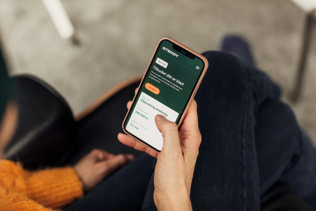 Bilde av en mobil som viser den digital prosjektstyring med STEDDY